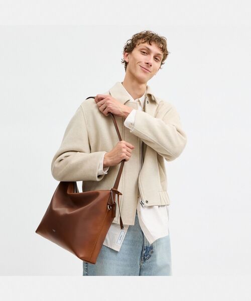 COACH（コーチ） ショルダーバッグ モットメッセンジャーバッグ38