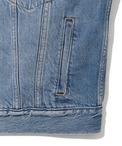 デニムジャケット gジャン Levi's/リーバイス 90S トラッカージャケット SOFT AS BUTTER MID レディースの画像