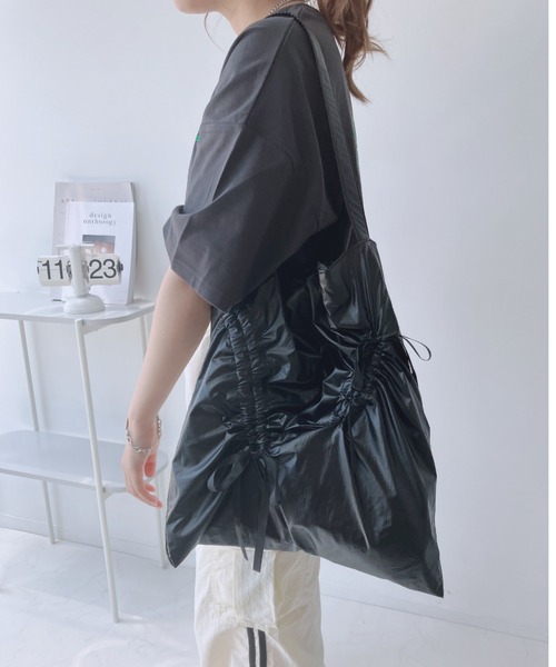 ※kk【新品未使用！】  ショルダーバッグ 黒 AS KNOW AS（アズノゥアズ） ショルダーバッグ バッグ ドロストリボン