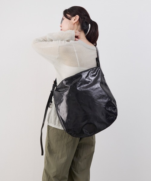 超美品！！MARCO MASI　白バケツ型ミニショルダーバック スタッズ付き MARCO MASI マルコマージ ショルダーバッグ BAG MINI レディース