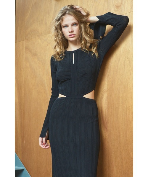 Estella.K ワンピース Alessia Knit Dress カットアウトランダム