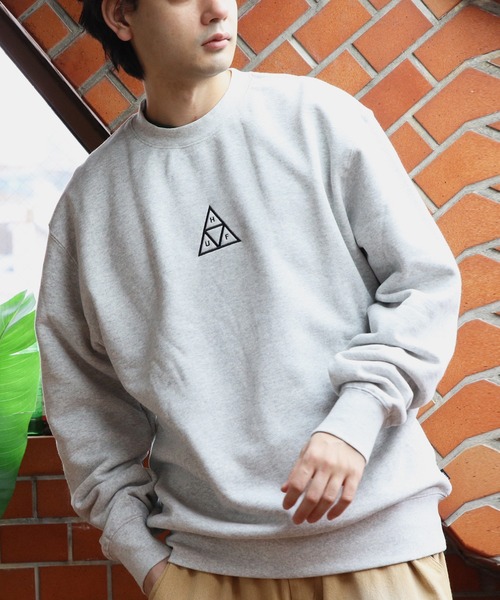 ハフ　刺繍ロゴ　人気デザイン　　スウェット 即完売モデル】HUF ハフ 刺繍ロゴ 入手困難 人気デザイン