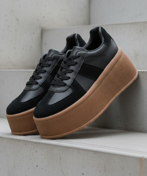 【新品】WYM ジャーマントレーナー　Mサイズ　 WYM LIDNM スニーカー VOLUME SOLE GERMAN TRAINER メンズ : ZOZOTOWN