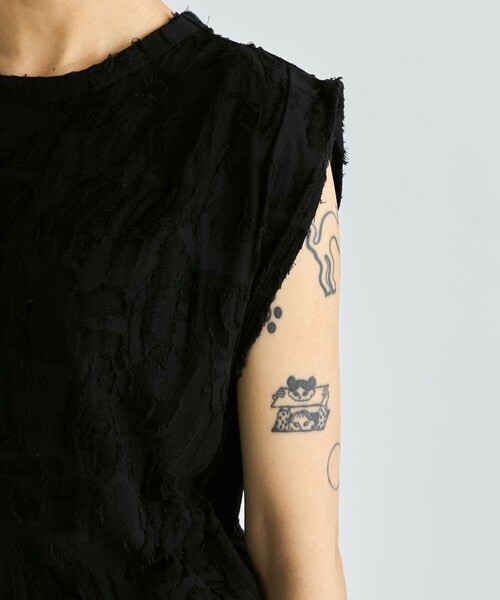 Edition tシャツ バックカットジャカード ノースリーブトップス