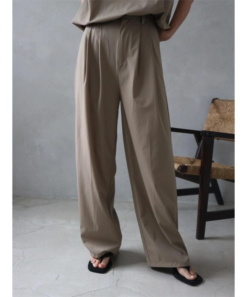 完売品　TRUNC 88 Center Line Curve Pants TRUNC 88（トランクエイティーエイト）の「Center Line Curve