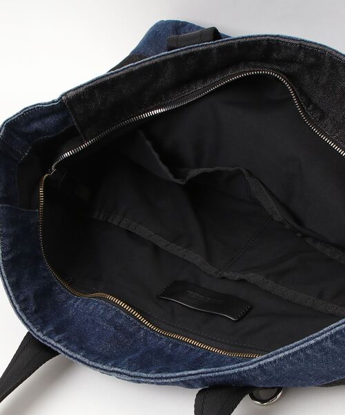 【新品未使用】DIESELトートバッグ DIESEL ディーゼル トートバッグ X10100-P5925 HOLI-D SHOPPER