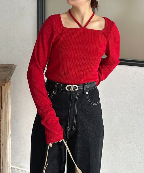 Thevon（ゼヴォン） tシャツ チャーム付きホルターネックリブプル