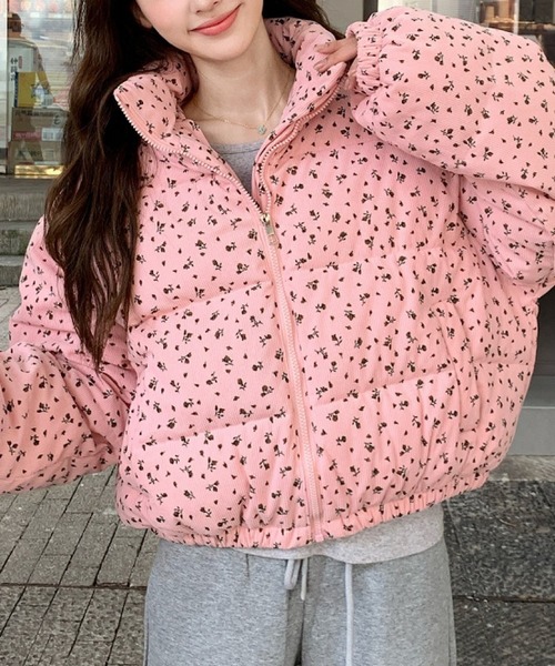 美品　小花柄　中綿ジャケット　軽量　ジャンバー　中綿ブルゾン　アニエスベー　黒 おしゃれスタ コート アウター 小花柄中綿ジャケット レディース