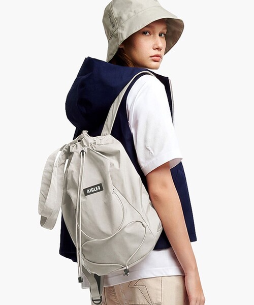 イーグル社　米国製　リュック　デイパック AIGLE（エーグル） デイバック リュック 撥水 ライト＆コンパクト 巾着