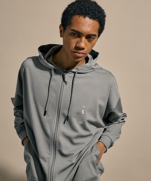 NUMERALS（ヌメラルズ） パーカー 「NUMERALS」MOLDED JERSEY ZIP