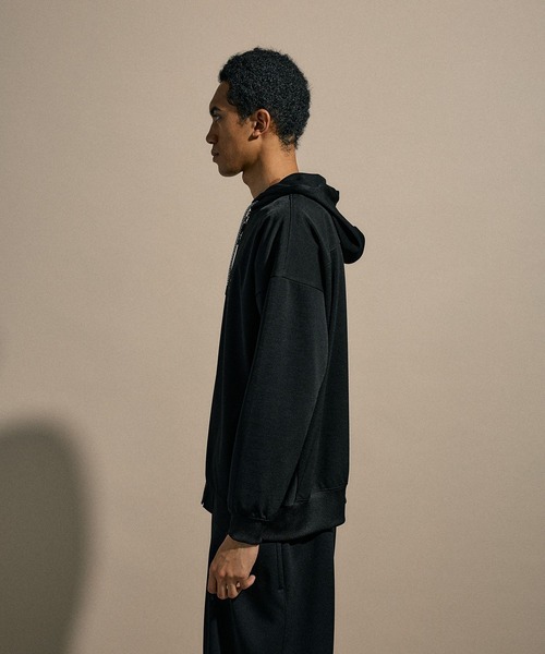 NUMERALS（ヌメラルズ） パーカー 「NUMERALS」MOLDED JERSEY ZIP