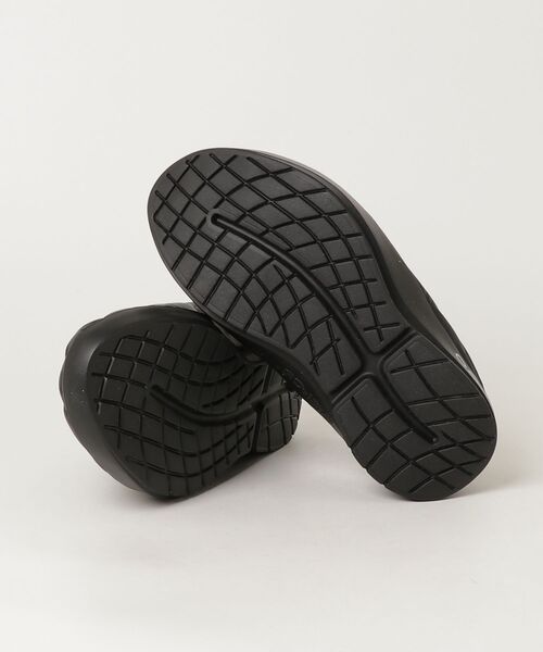 OOFOS（ウーフォス） リカバリーサンダル サンダル 「SE1」「OOFOS