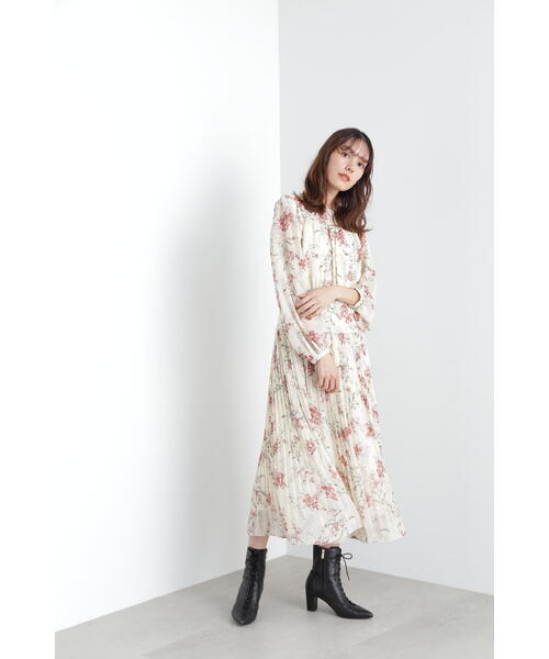 JILL STUART ワンピース ベイリーフラワーワンピース : ZOZOTOWN