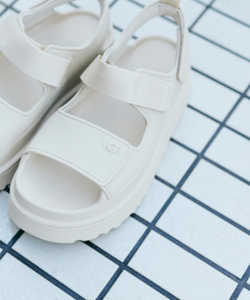 UGG Australia（アグオーストラリア） 厚底 ugg サンダル W GOLDENGLOW