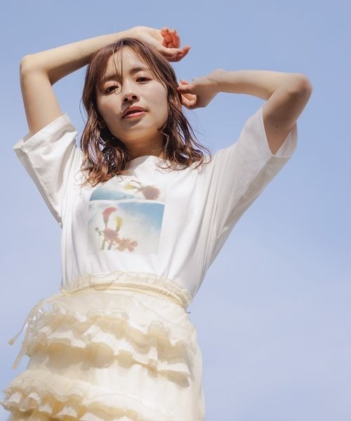 tシャツ Tシャツ レディース 「花盛友里さんコラボ」コラボアートフォトショートTシャツ 121444｜zozo｜15