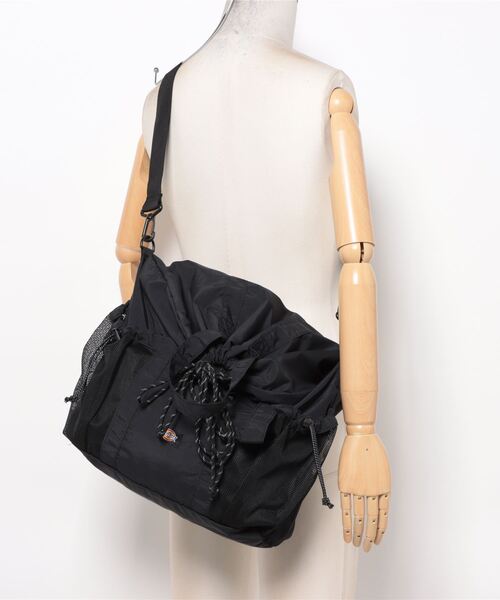 未使用新品！ Dickies 別注スター柄トートバッグ ブラック×ホワイト Dickies トートバッグ 「Dickies」2WAY MP DS SHOULDER TOTE