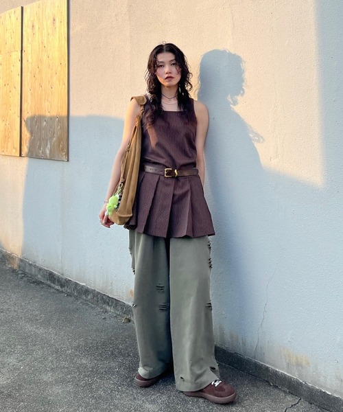 トップス SQUARE NECK LADY LIKE PLEATS TOP Ameri（アメリ） SQUARE NECK LADY LIKE PLEATS TOP レディース
