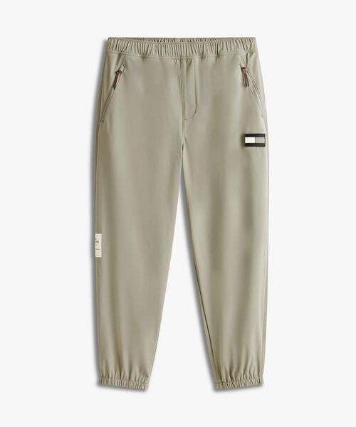TOMMY HILFIGER（トミー・ヒルフィガー） チノパン MODERN ATHLETIC