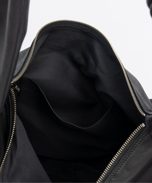 MAISON SPECIAL（メゾンスペシャル） ショルダーバッグ FREE ブラック