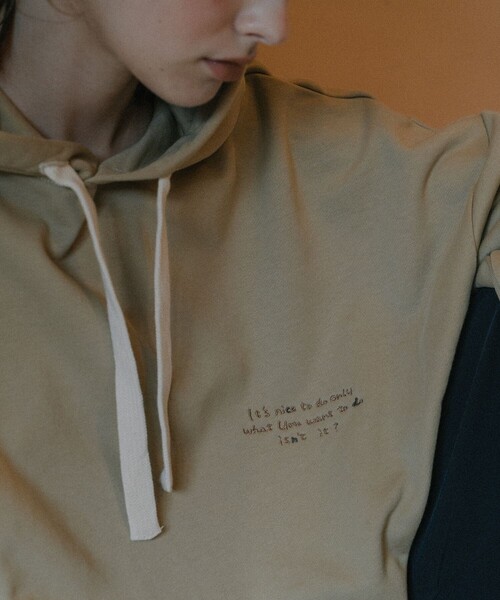 トレーナー スウェット CREDONA/クレドナ 別注 刺繍ロゴフーディー レディース FREAK'S STORE トレーナー スウェット CREDONA/クレドナ 別注