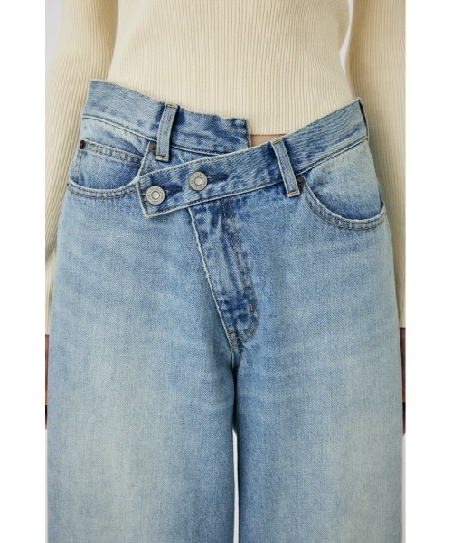マウジー　クロスウエストデニム　ライトブルー CROSS WAIST WIDE STRAIGHT（デニムパンツ）｜MOUSSY（マウジー
