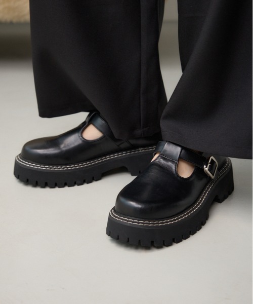 moussy ブラックレザー 厚底ローファー AZUL BY MOUSSY ローファー Tストラップ厚底ローファー