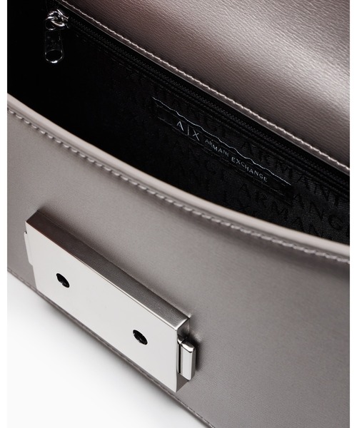 【関税込】ARMANI EXCHANGE マトラッセ ミニショルダー ロゴバックル ミニショルダーバッグ | Armani Exchange