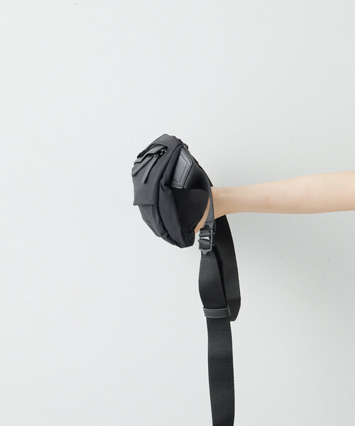 「ear PAPILLONNER」 「c/est」ウエストバッグ FREE ブラック レディース_画像2