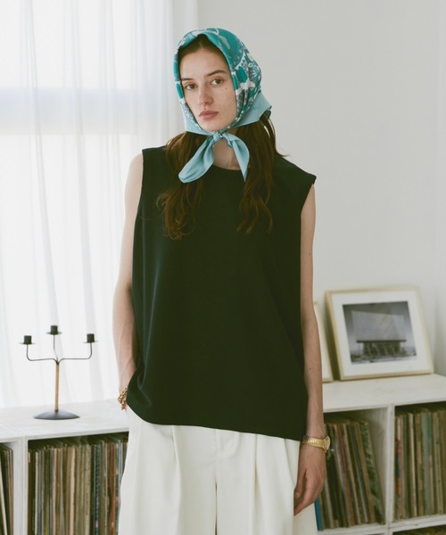 soerte　トリコットピケプリーツタンクトップ　2 soerte タンクトップ TRICOT PIQUE SLEEVELESS PLEATS TANKTOPS