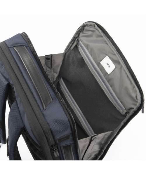 ace. デイバック リュック エース デュアルポーズ B4/15.6インチ