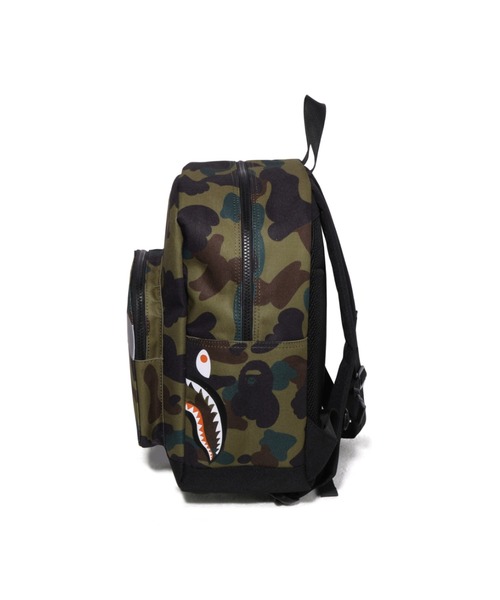 bape リュックサック　迷彩　シャーク　タイガー ☆新品☆ shark day pack 1st camo yellow a bathing ape bape