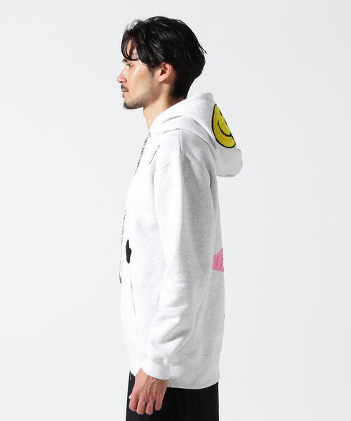【STUD MUFFIN】スタッドマフィン/Star Back Hoodie/パーカー STUD MUFFIN パーカー MUFFIN/スタッドマフィン/Star Back