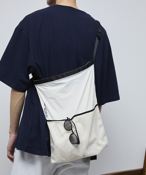 Firsthand ショルダーバッグ MA Firsthand/マ ファーストハンド