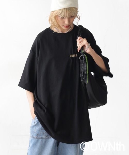 gomme 立体的なタックデザイン 半袖Tシャツ 黒 antiqua tシャツ タックデザイン刺繍ロゴTシャツ レディース