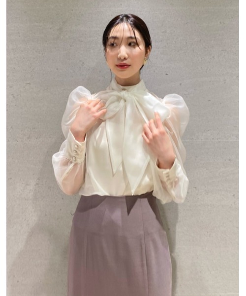 「LILY BROWN」 長袖ブラウス ONE SIZE ベージュ レディース