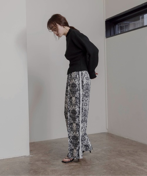 新品タグ付き　Eimee Law サイドライン　ナイロンパンツ Eimee Law パンツ アラベスクプリント サイドラインパンツ