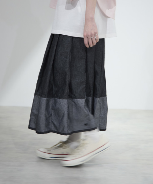 CONVERSE TOKYO ロング スカート LIGHT DENIM PLEATED SKIRT