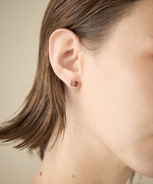 ete bijoux（エテ ビジュー） ピアス 「ピース」 K10YG ガーネット