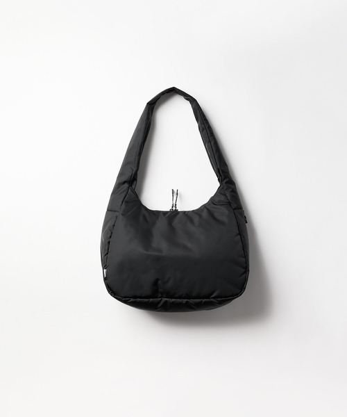 【美品】meltum メッセンジャーバック BLACK meltum - 【残りわずか】Nylon Messenger Bag | ACRMTSM ONLINE