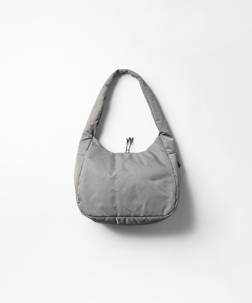 meltum メッセンジャーバッグ　ショルダーバッグ meltum ショルダーバッグ SOFT SHELL MESSENGER BAG / ソフト