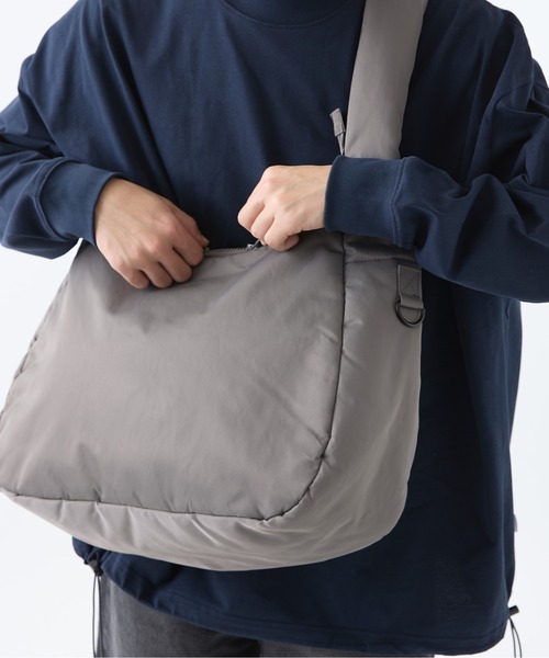 meltum ショルダーバッグ SOFT SHELL MESSENGER BAG / ソフト