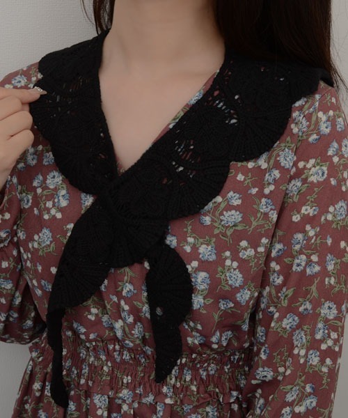 黒いフリル付き花モチーフストール ストール】カシミール刺繍 黒色×黄橡色 241106A | 大山キモノ