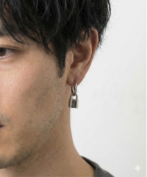 MONOCHROME アレルギー対応 ピアス ロックチャームシルバーピアス