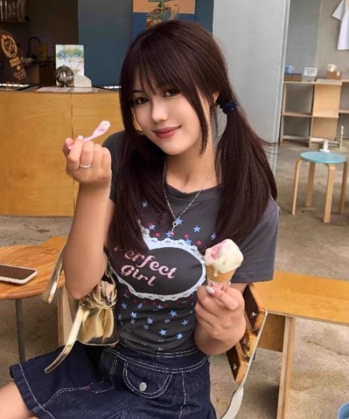 GEMEDA tシャツ 半袖 春夏新作/Y2Kグラフィックコンパクト半袖Tシャツ