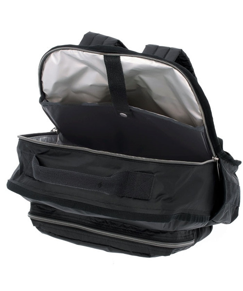 LeSportsac（レスポートサック） デイバック リュック ESSENTIAL