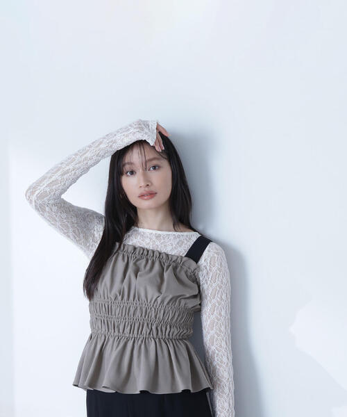【ナチュラルビューティーベーシック】シャーリングビスチェ FREEサイズ NATURAL BEAUTY BASIC｜シャーリングビスチェ | Rakuten Fashion