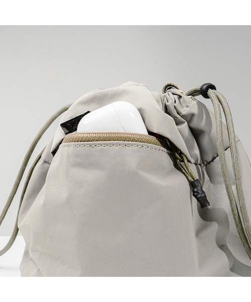 Topologie バケット型ショルダーバッグ ストラップ付き Topologie ショルダーバッグ Topologie/トポロジー Reversible