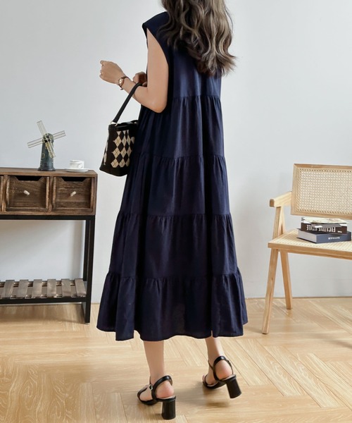 【emmi】ノースリーブ ティアード ロングワンピース emi+ ワンピース ノースリーブティアードロングワンピース : ZOZOTOWN