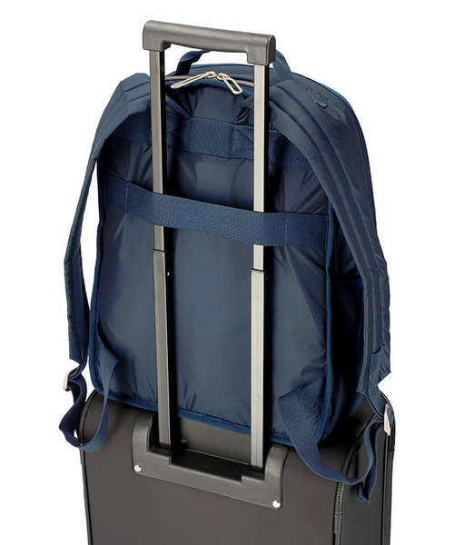 LeSportsac（レスポートサック） デイバック リュック ESSENTIAL