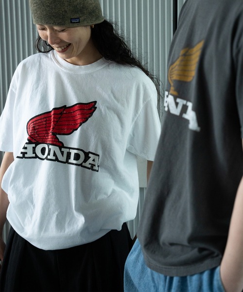【HONDA / ホンダ】別注 バイクエンブレムTEE HONDA / ホンダ】別注 バイクエンブレムポケットTEE｜メンズ